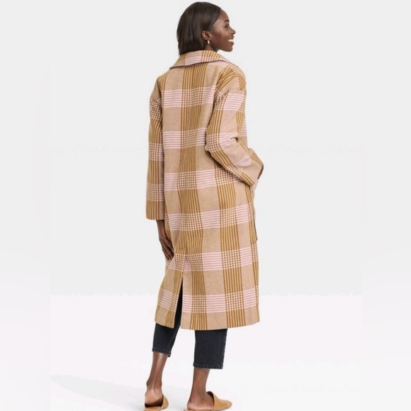 a new day Jackets & Blazers - Plaid trench long overcoat A New Day XXL
pink and tan